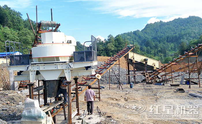 時(shí)產(chǎn)50-60噸建筑垃圾沖擊式破碎機(jī)哪里便宜？河南廠家有推薦嗎？